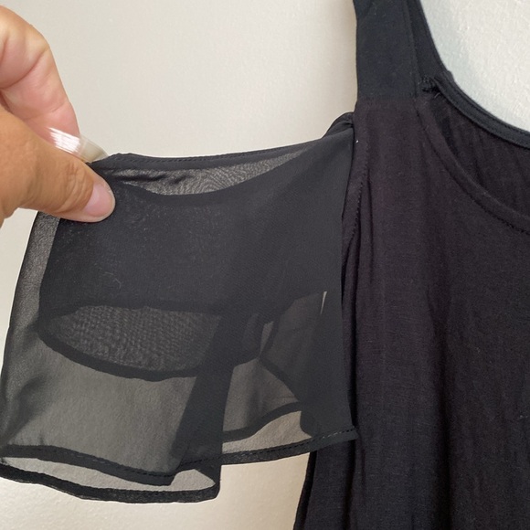 black blouse with falling tulle sleeves size xl..New - Picture 2 of 6